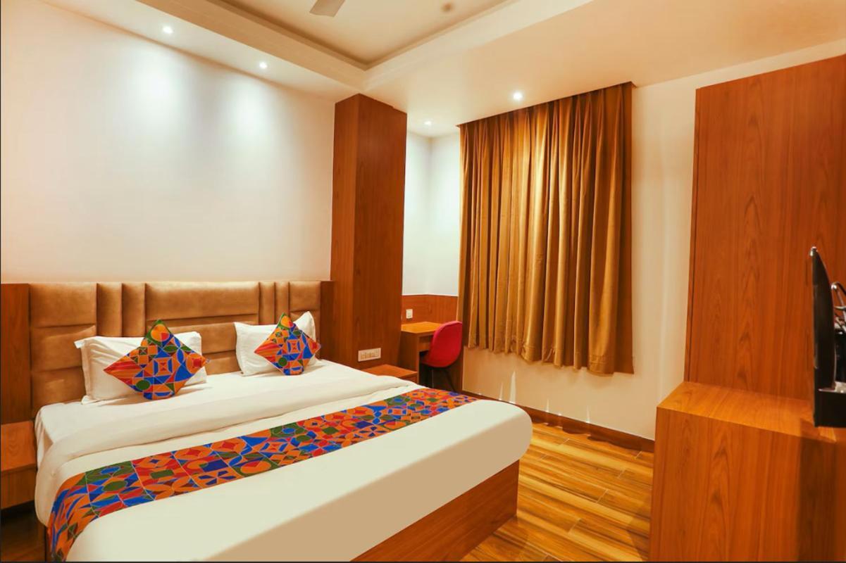 Hotel Swarn Bhoomi Kānpur Exterior foto
