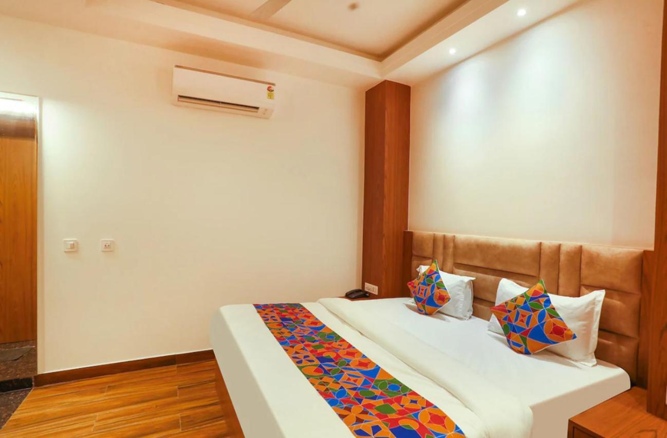 Hotel Swarn Bhoomi Kānpur Exterior foto