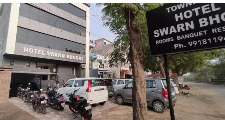 Hotel Swarn Bhoomi Kānpur Exterior foto